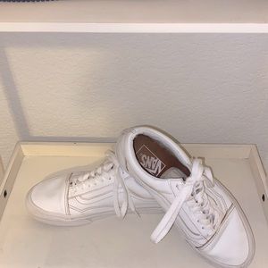 White lace up leather vans. Gently used.